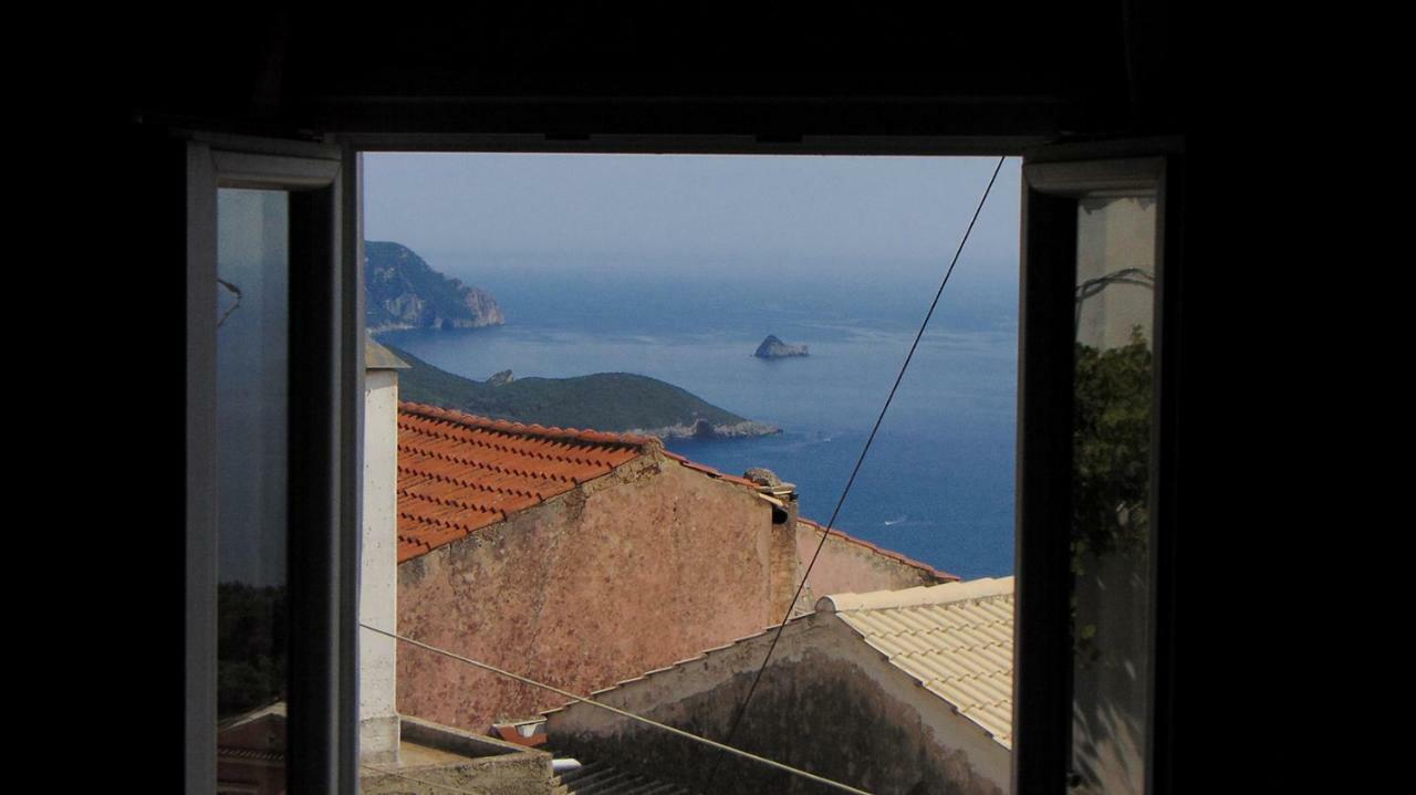 Lakones View House Apartamento Exterior foto