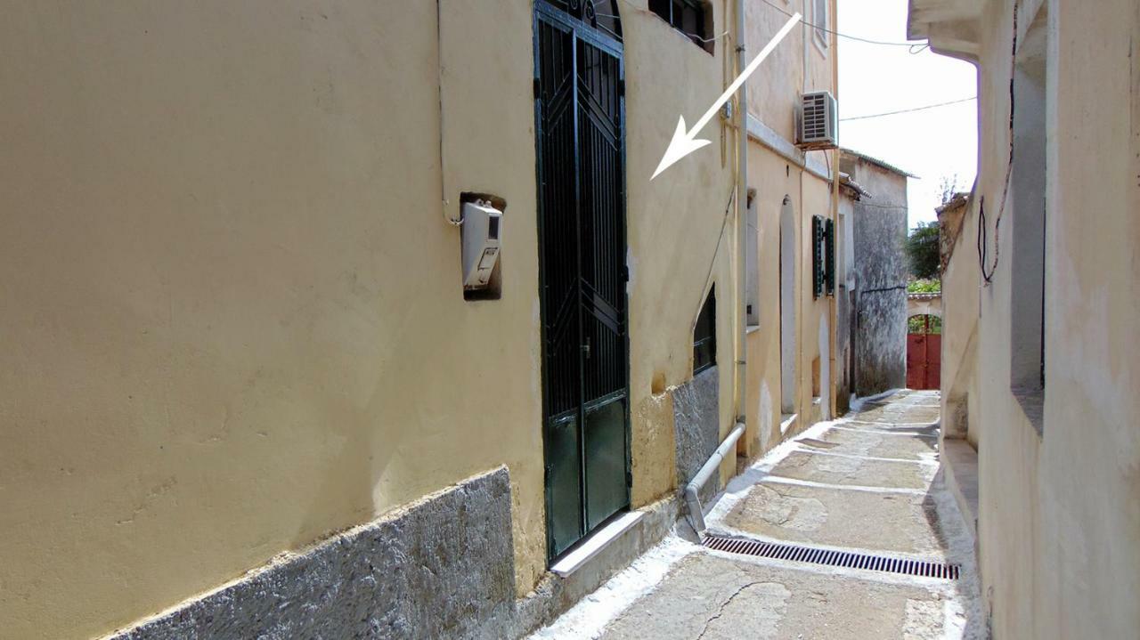 Lakones View House Apartamento Exterior foto